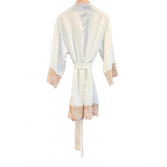 NWT Flora Nikrooz The Rosa Charmeuse Kimono - Picture 8 of 16